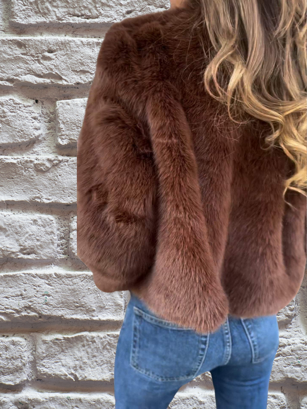 Lolita – Luxe Harige Jas voor Vrouwen – Warm & Modieus